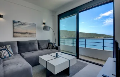 Sea Breeze Apartment