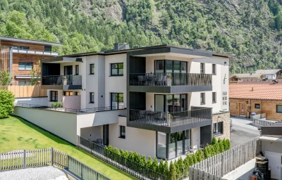 Falkners Five - Apartment five