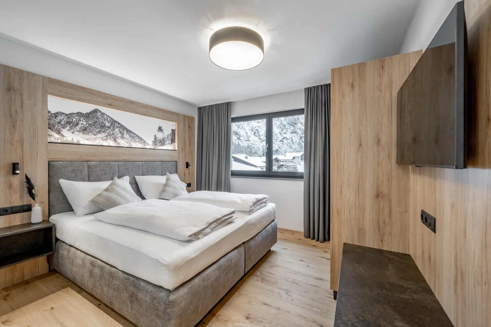 Falkners Five - Apartment five