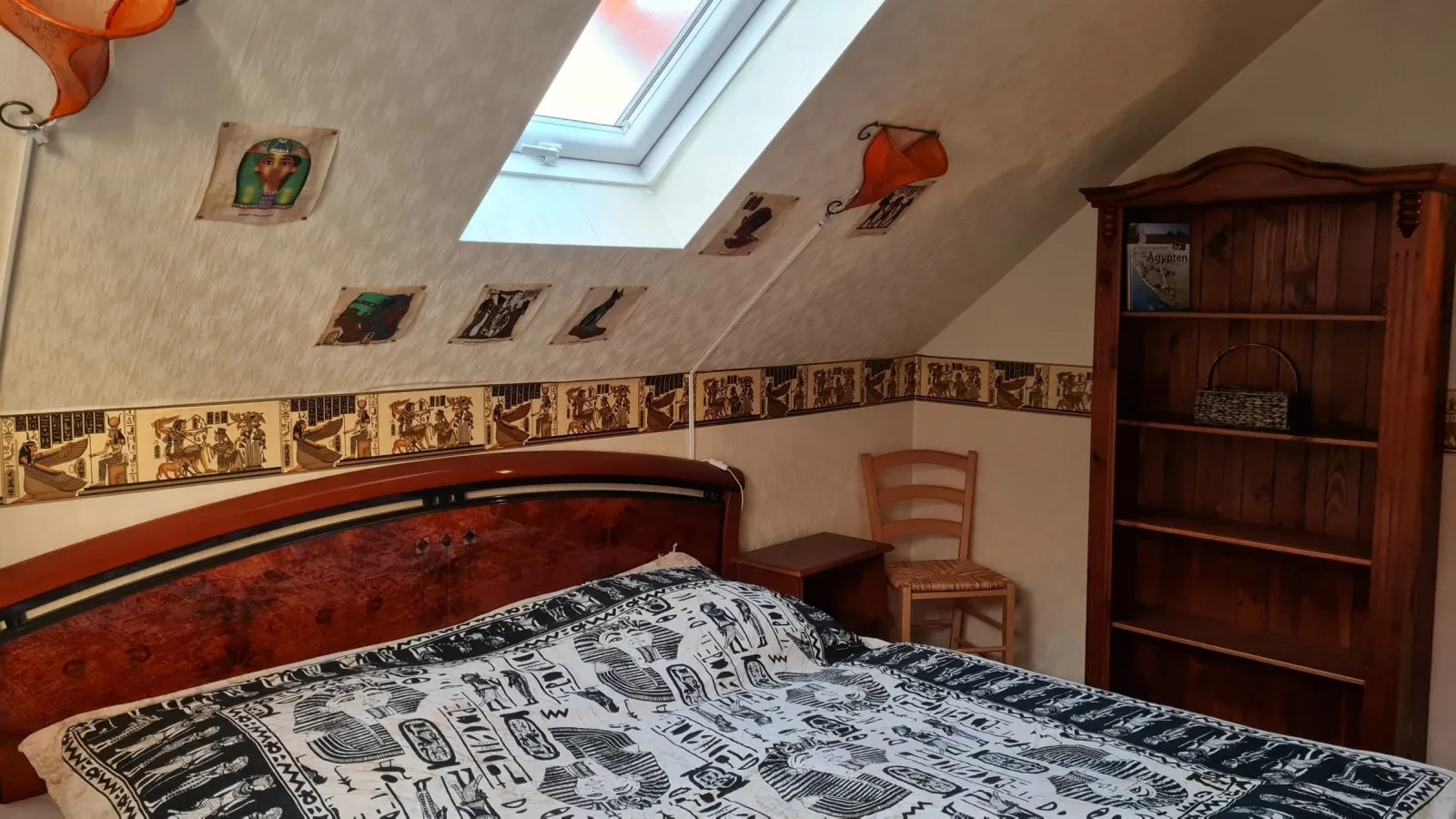 Pension Kapellenstraße - Ferienwohnung  mit individueller Ausstattung - jedes Zimmer ist anders. Komplette Küche.