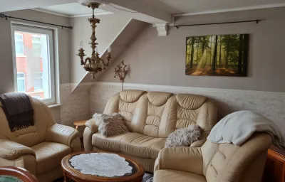 Pension Kapellenstraße - Ferienwohnung  mit individueller Ausstattung - jedes Zimmer ist anders. Komplette Küche.