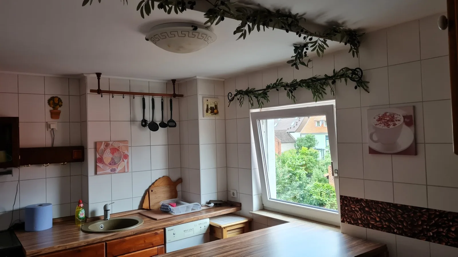 Pension Kapellenstraße - Ferienwohnung  mit individueller Ausstattung - jedes Zimmer ist anders. Komplette Küche.