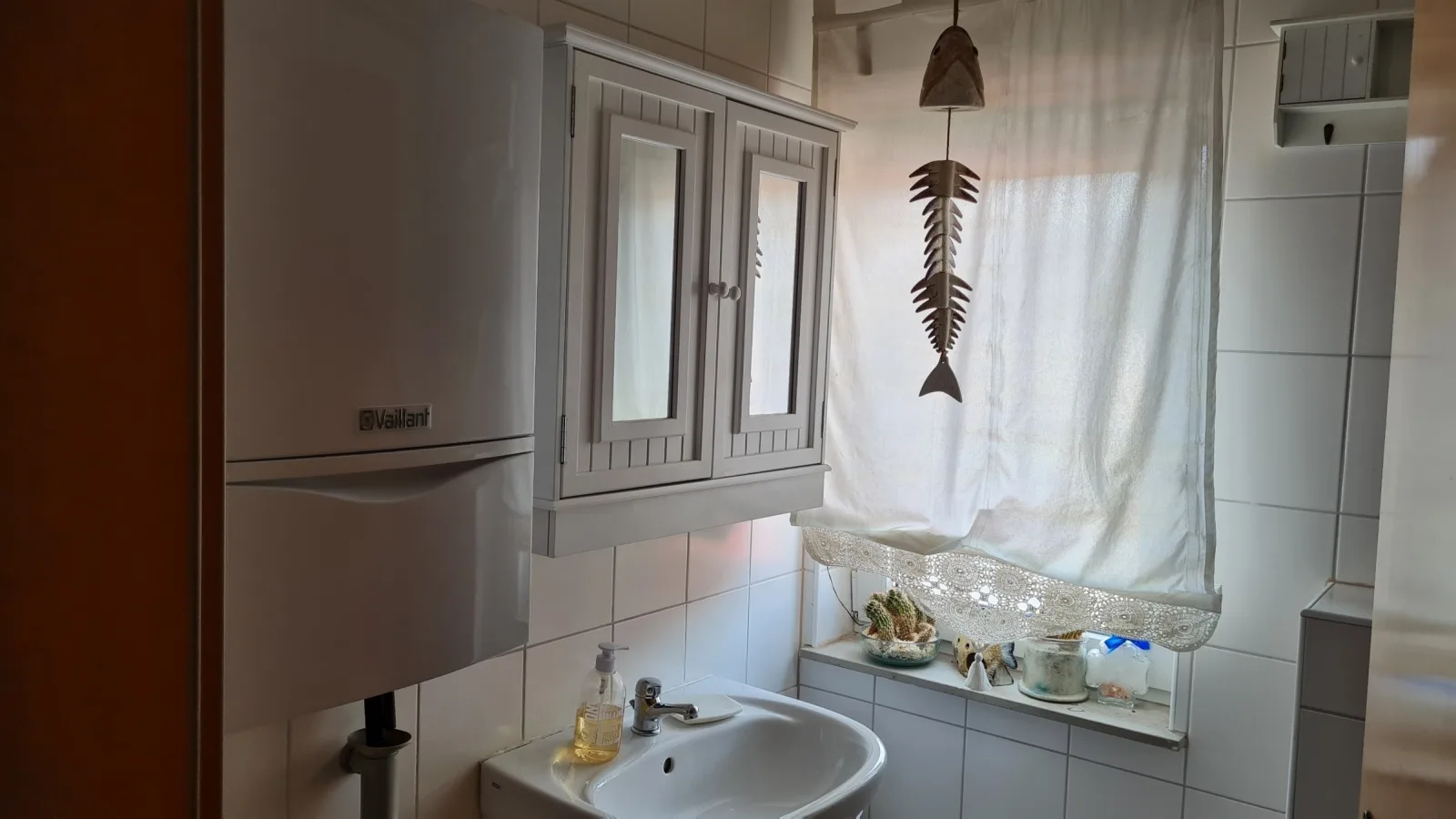Pension Kapellenstraße - Ferienwohnung  mit individueller Ausstattung - jedes Zimmer ist anders. Komplette Küche.