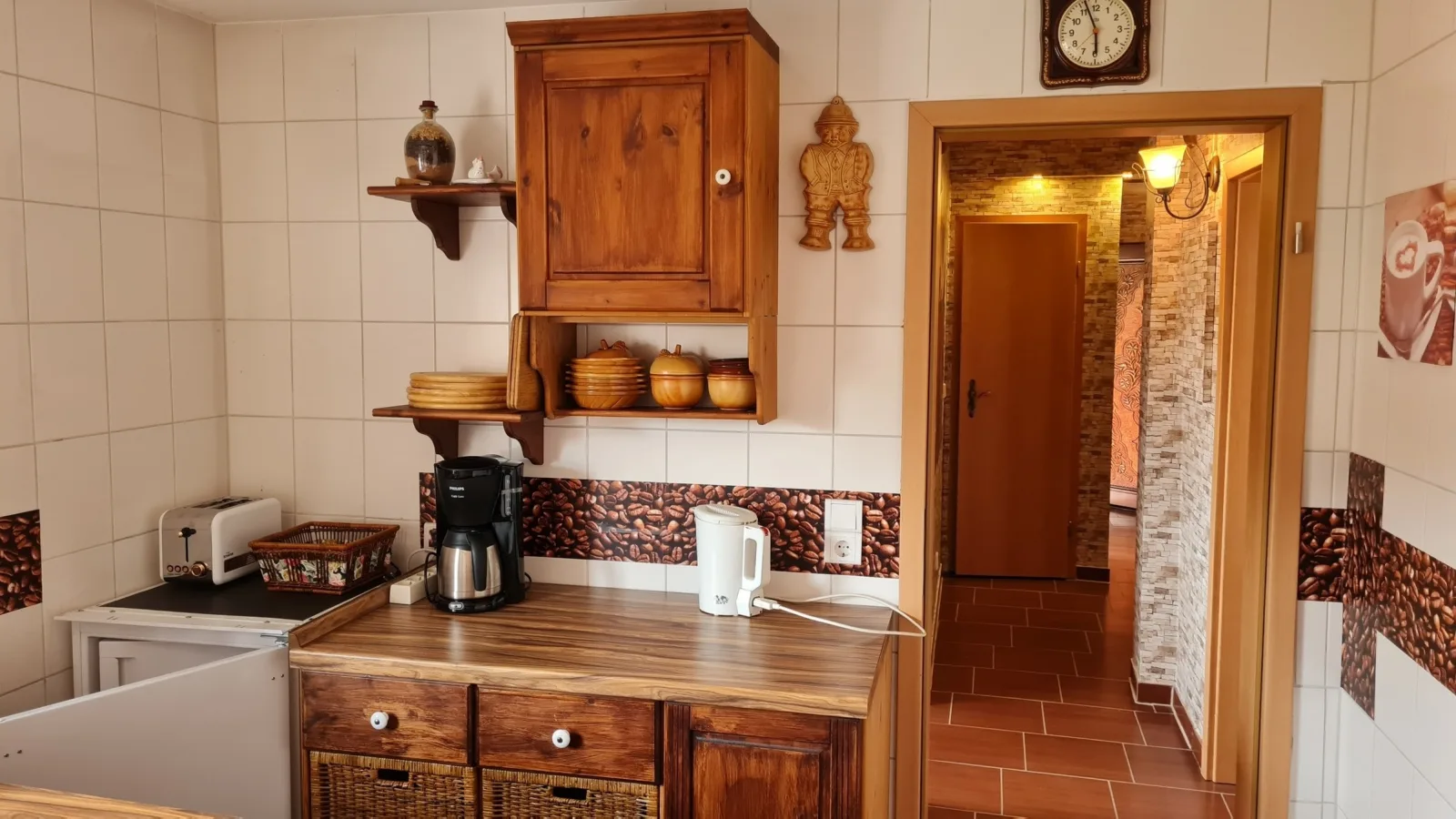 Pension Kapellenstraße - Ferienwohnung  mit individueller Ausstattung - jedes Zimmer ist anders. Komplette Küche.