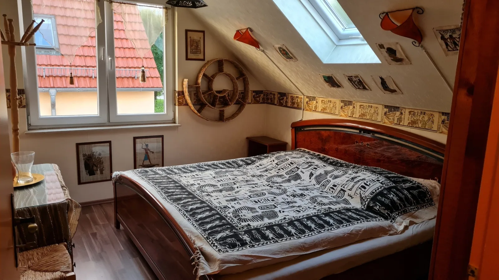 Pension Kapellenstraße - Ferienwohnung  mit individueller Ausstattung - jedes Zimmer ist anders. Komplette Küche.
