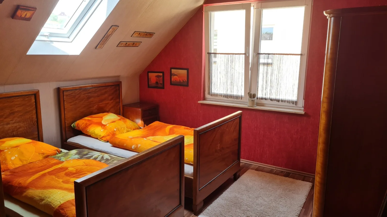 Pension Kapellenstraße - Ferienwohnung  mit individueller Ausstattung - jedes Zimmer ist anders. Komplette Küche.