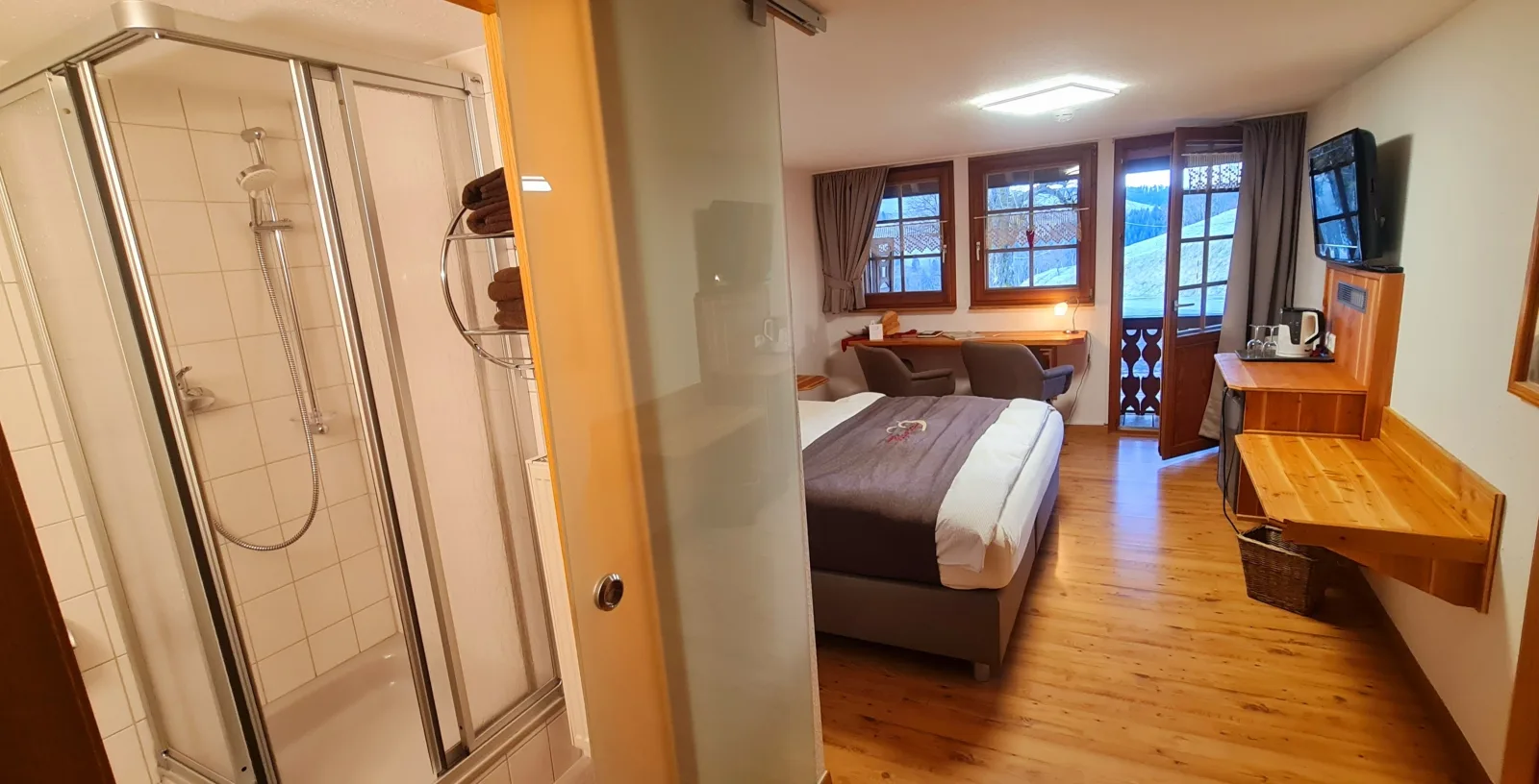 Gästehaus Holzer Kreuz - Gästezimmer Veilchen für 2 Personen inkl. Landfrühstück