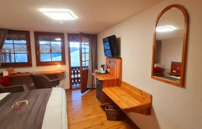 Gästehaus Holzer Kreuz - Gästezimmer Veilchen für 2 Personen inkl. Landfrühstück