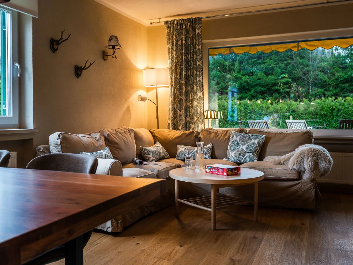 Ferienwohnung Partnacheck mit Terrasse und Garten