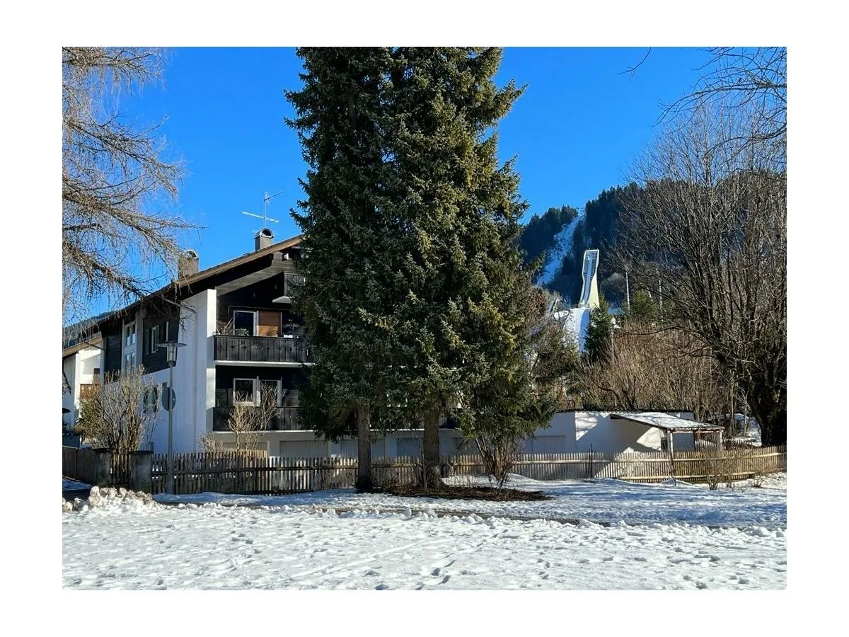 Ferienwohnung Partnacheck mit Terrasse und Garten