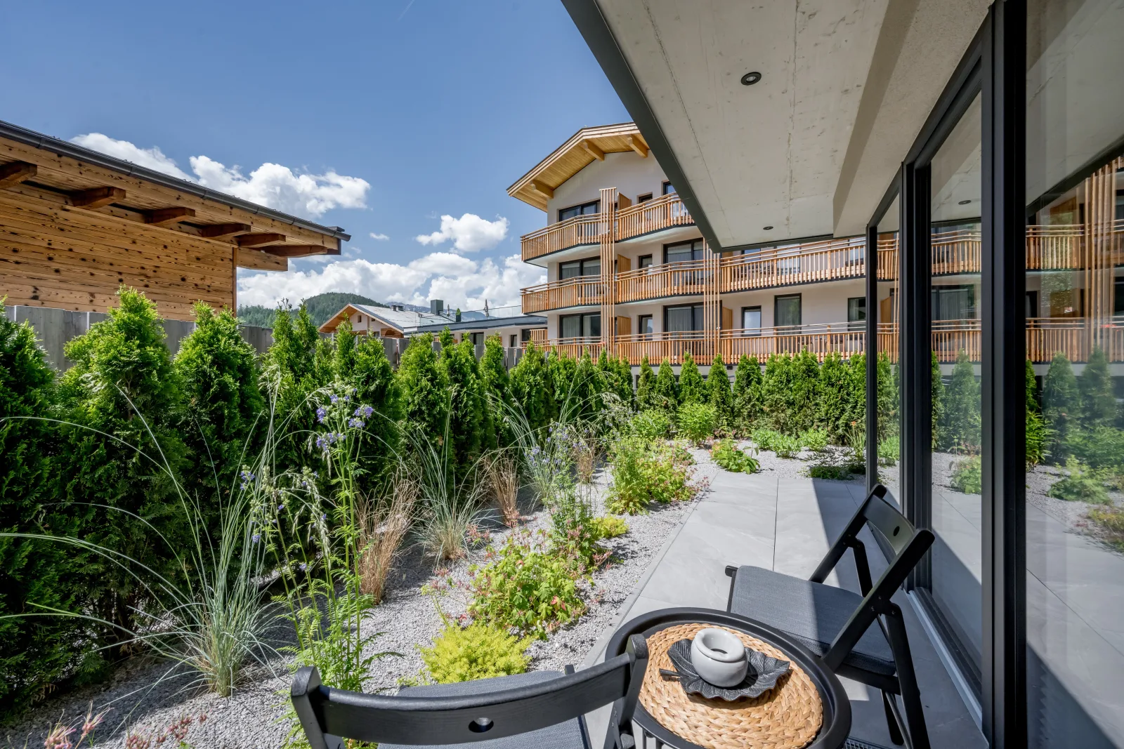 Falkners Five - Apartment one