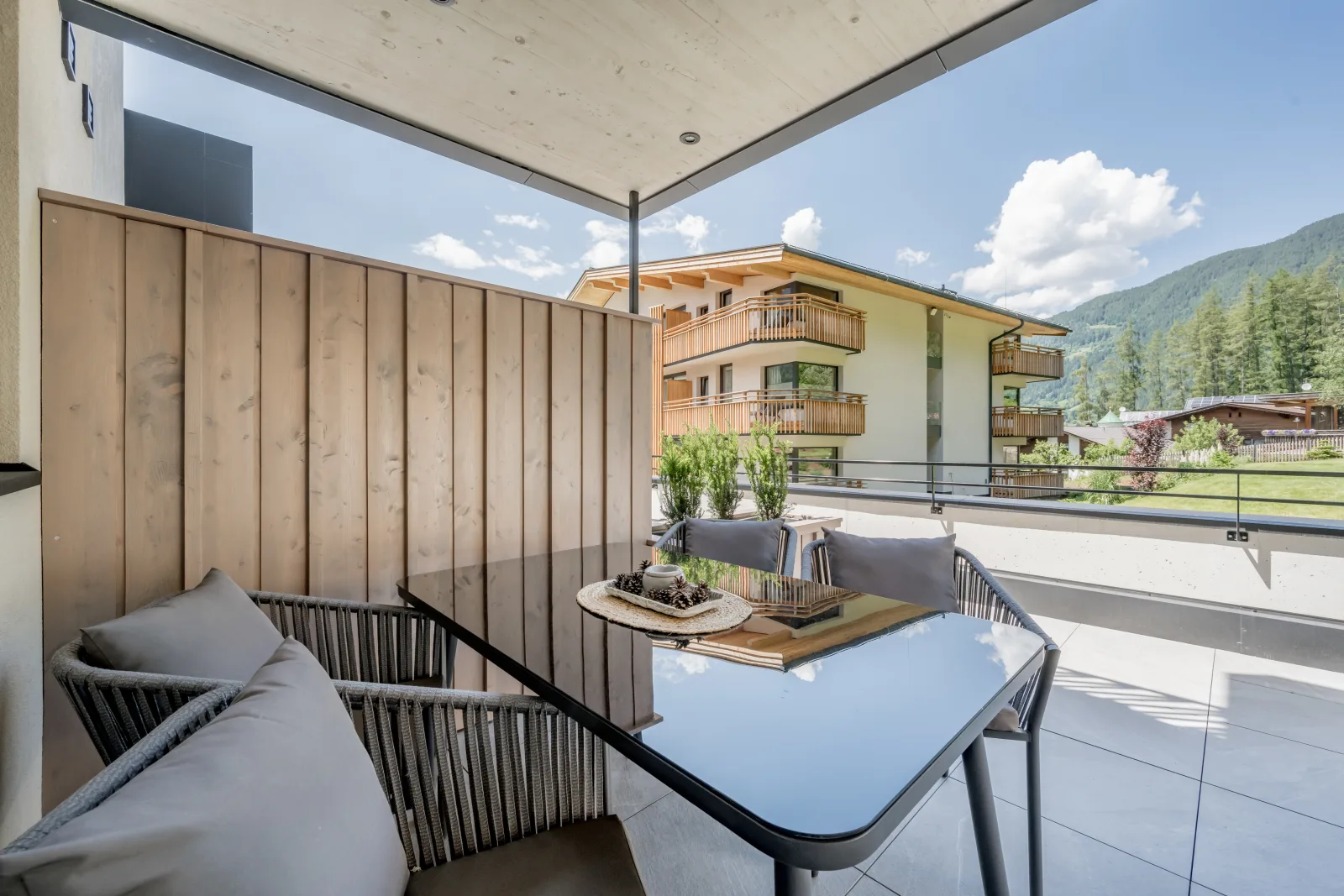 Falkners Five - Apartment two