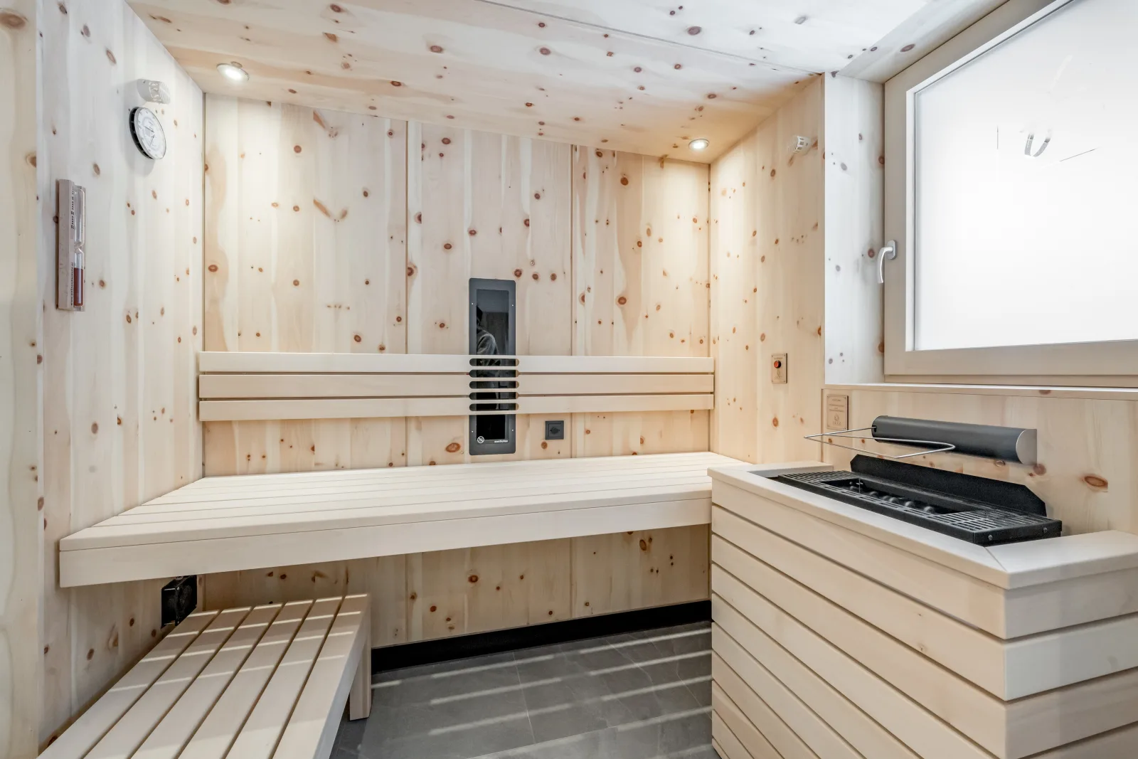 Falkners Five - Apartment two
