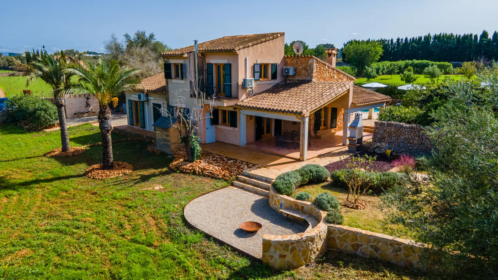 Finca Casa BINITAREF