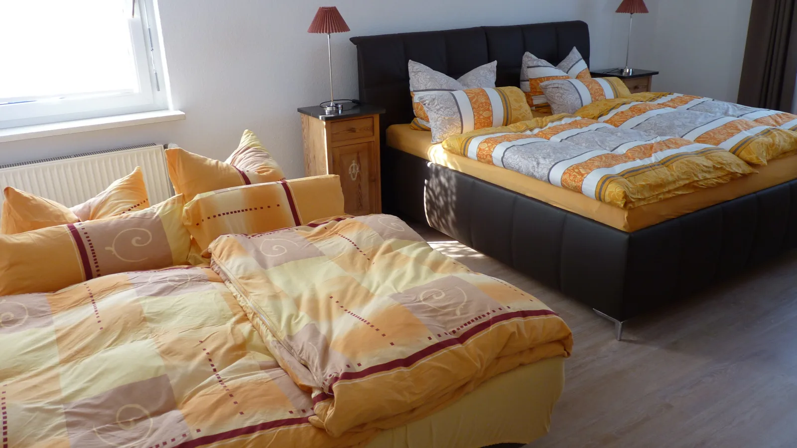Ferienwohnung & Apartment Kunsthaus Panorama mit Balkon