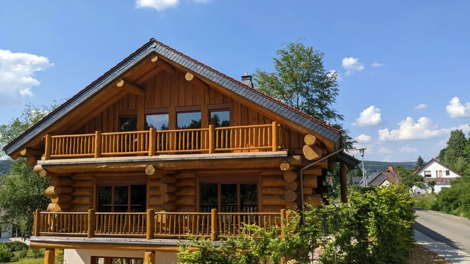 Waldzeit Lodge - Ferienwohnung Fuchs