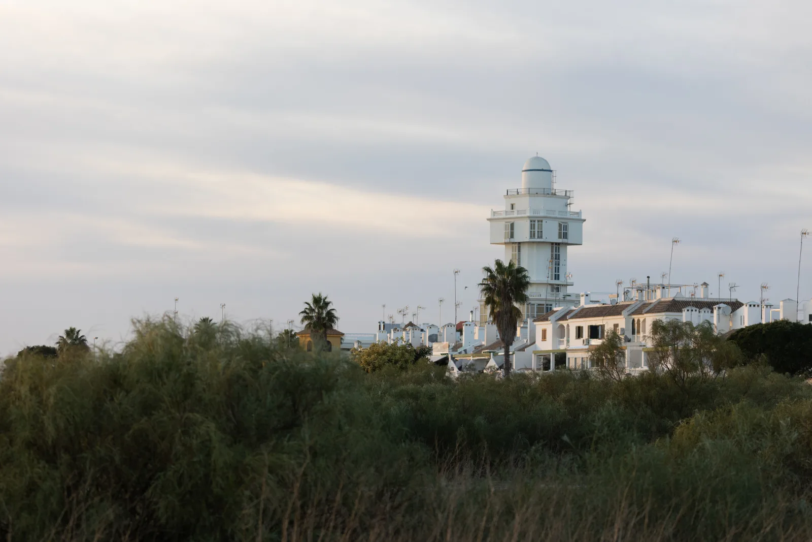 Tolles Ferienhaus mit Sonnenterrasse direkt am Meer