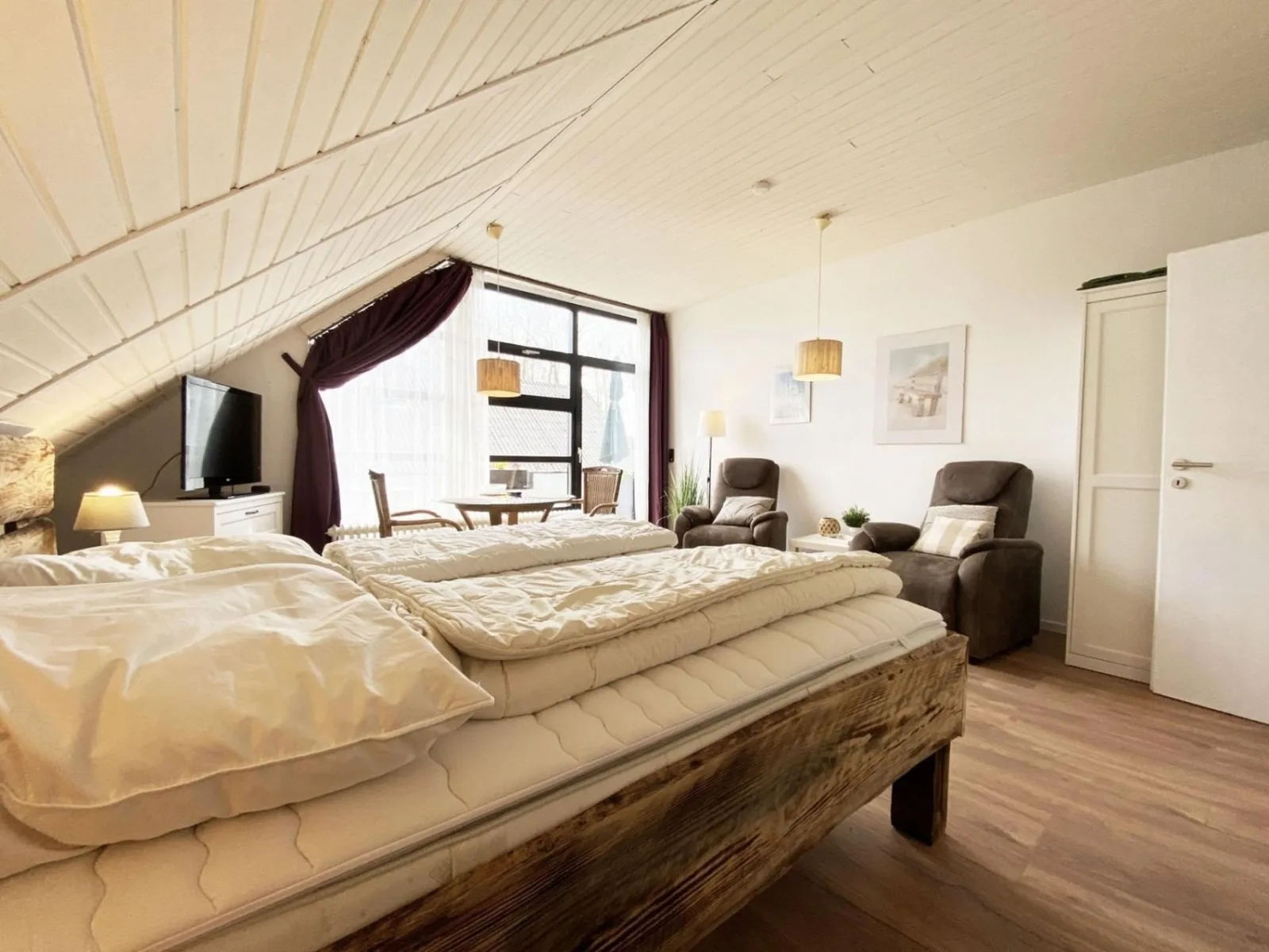 Ferien im Wangerland - Haus Wiesenweg - Apartment 3 (1.OG)