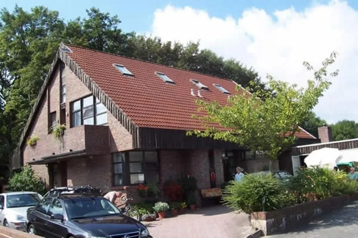 Ferien im Wangerland - Haus Wiesenweg - Apartment 2 (1.OG)