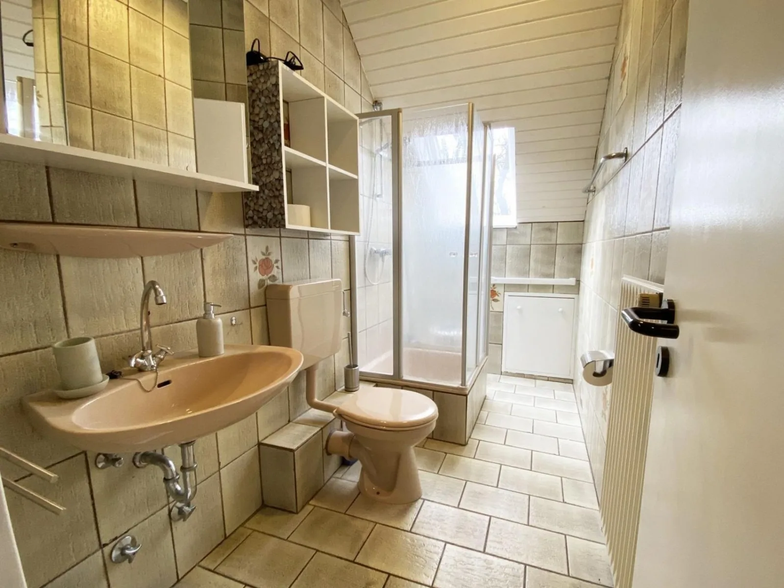 Ferien im Wangerland - Haus Wiesenweg - Apartment 2 (1.OG)