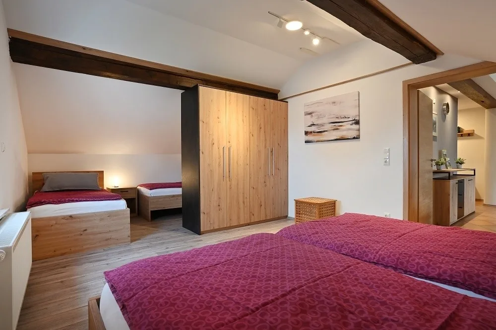 Gemütliche Ferienwohnung "Eifel - Moselhöhe", Nähe Pyrmonter Felsensteig
