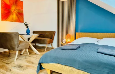 AyCatcherHomes - Sirius | Old Town | 2BR | 4 Guests