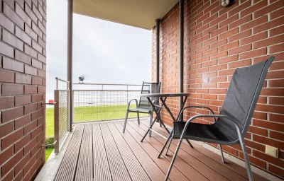 Großzügige Ferienwohnung in Wilhelmshaven am Südstrand mit Balkon & Meerblick | Wohnung 28