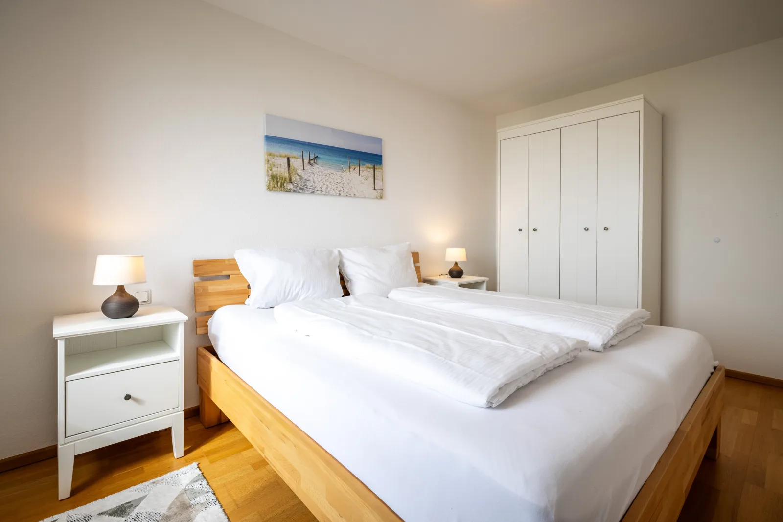Großzügige Ferienwohnung in Wilhelmshaven am Südstrand mit Balkon & Meerblick | Wohnung 28