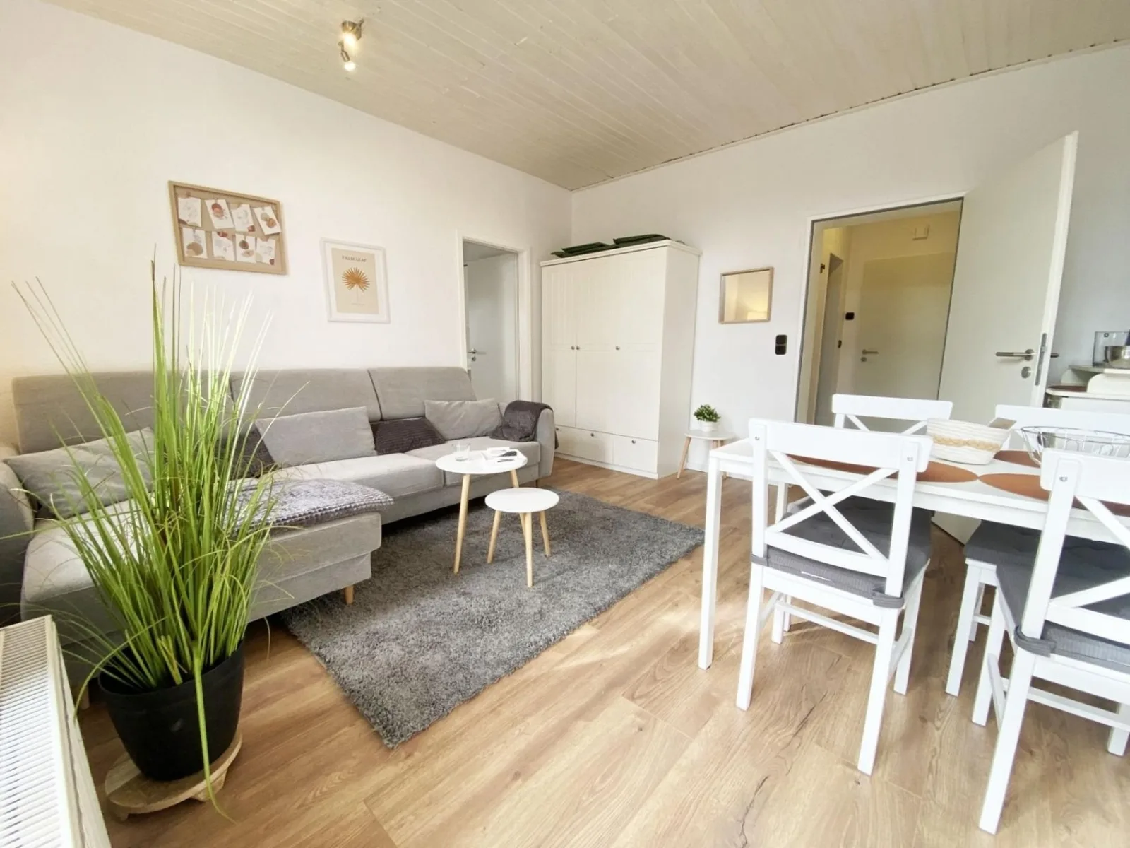 Ferien im Wangerland - Haus Wiesenweg - Ferienwohnung  1 (1.OG)