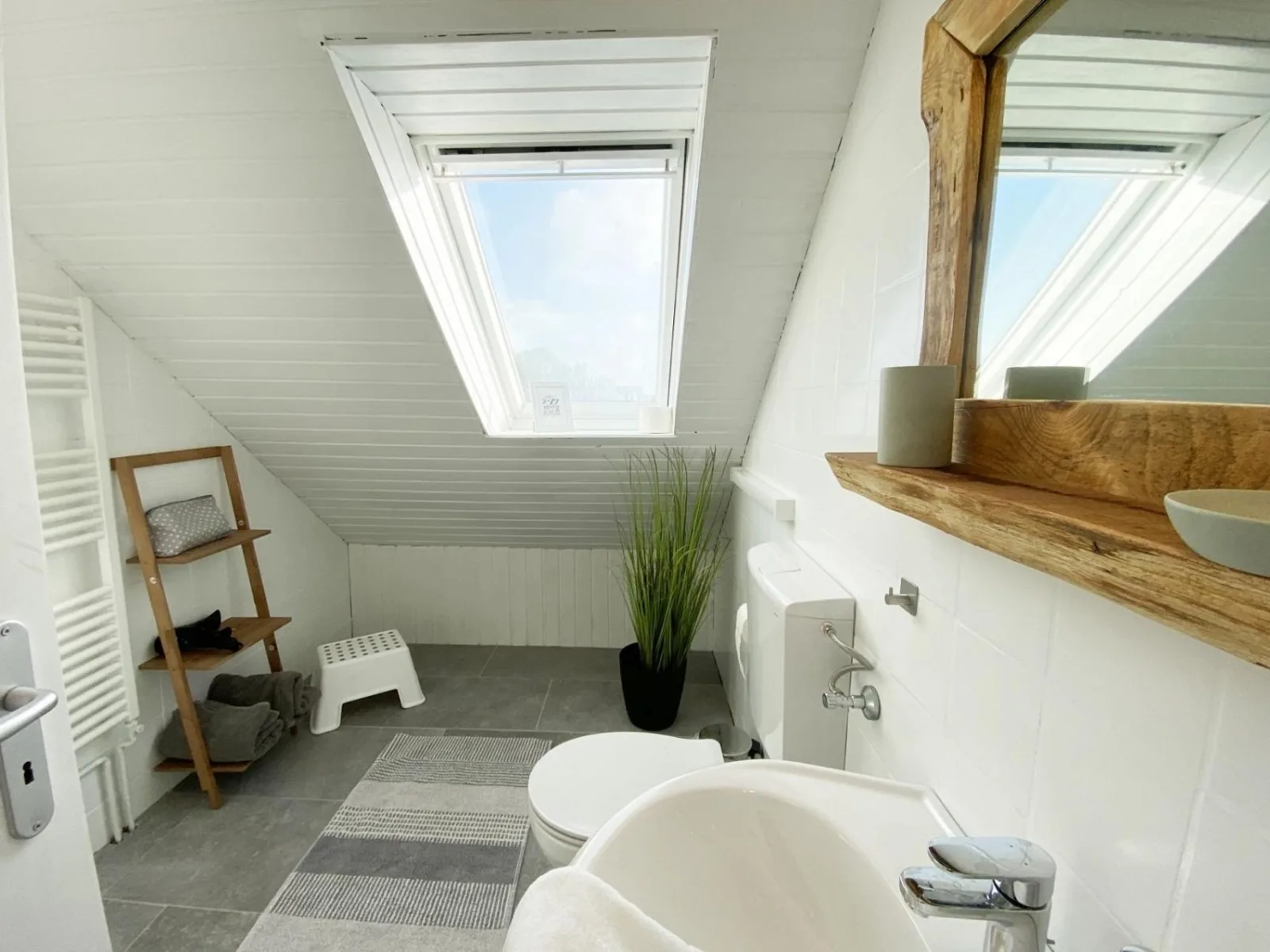 Ferien im Wangerland - Haus Wiesenweg - Ferienwohnung  2