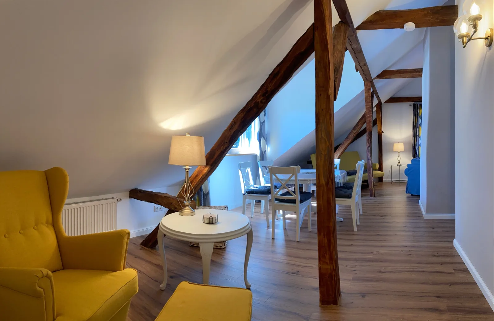 Elbferienhaus Lenzerwische - gemeinsames Urlauben an der Elbe mit privaten Badesee - alles inklusive