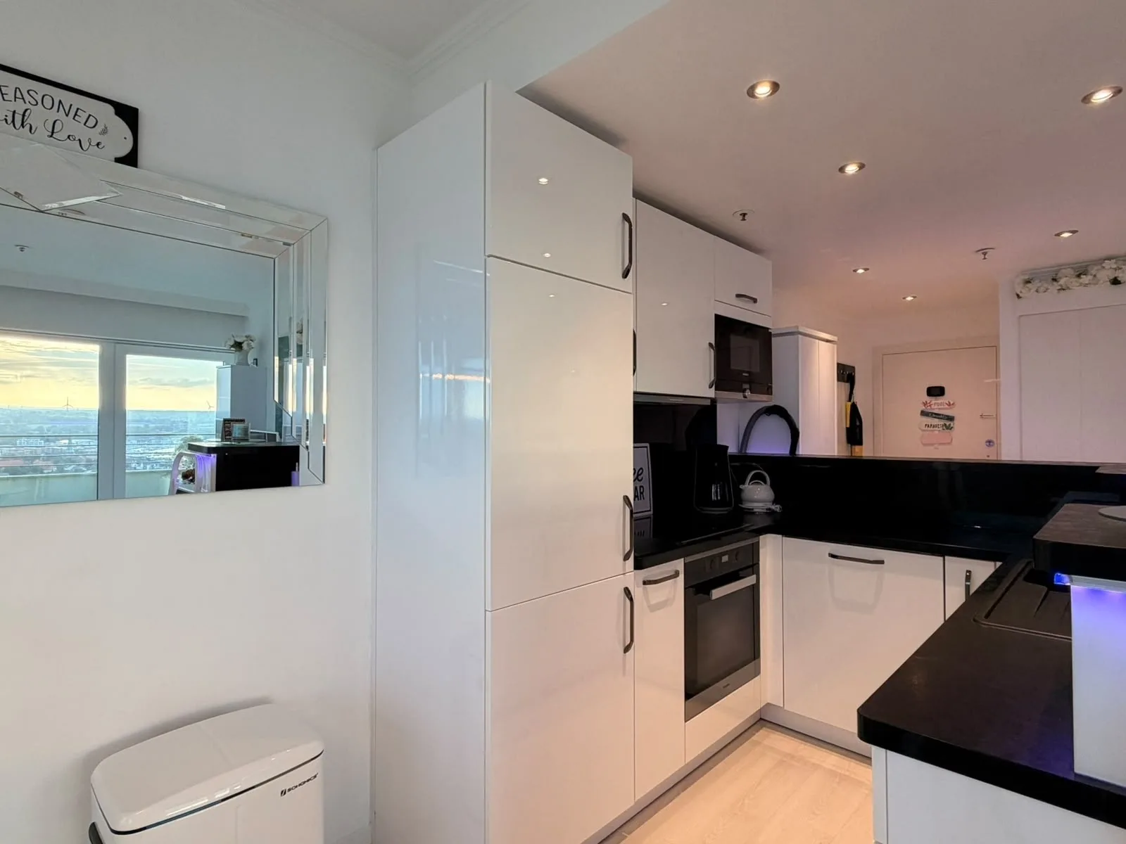 Panoramablick und Meer: 2-Zimmer-Ecksuite
