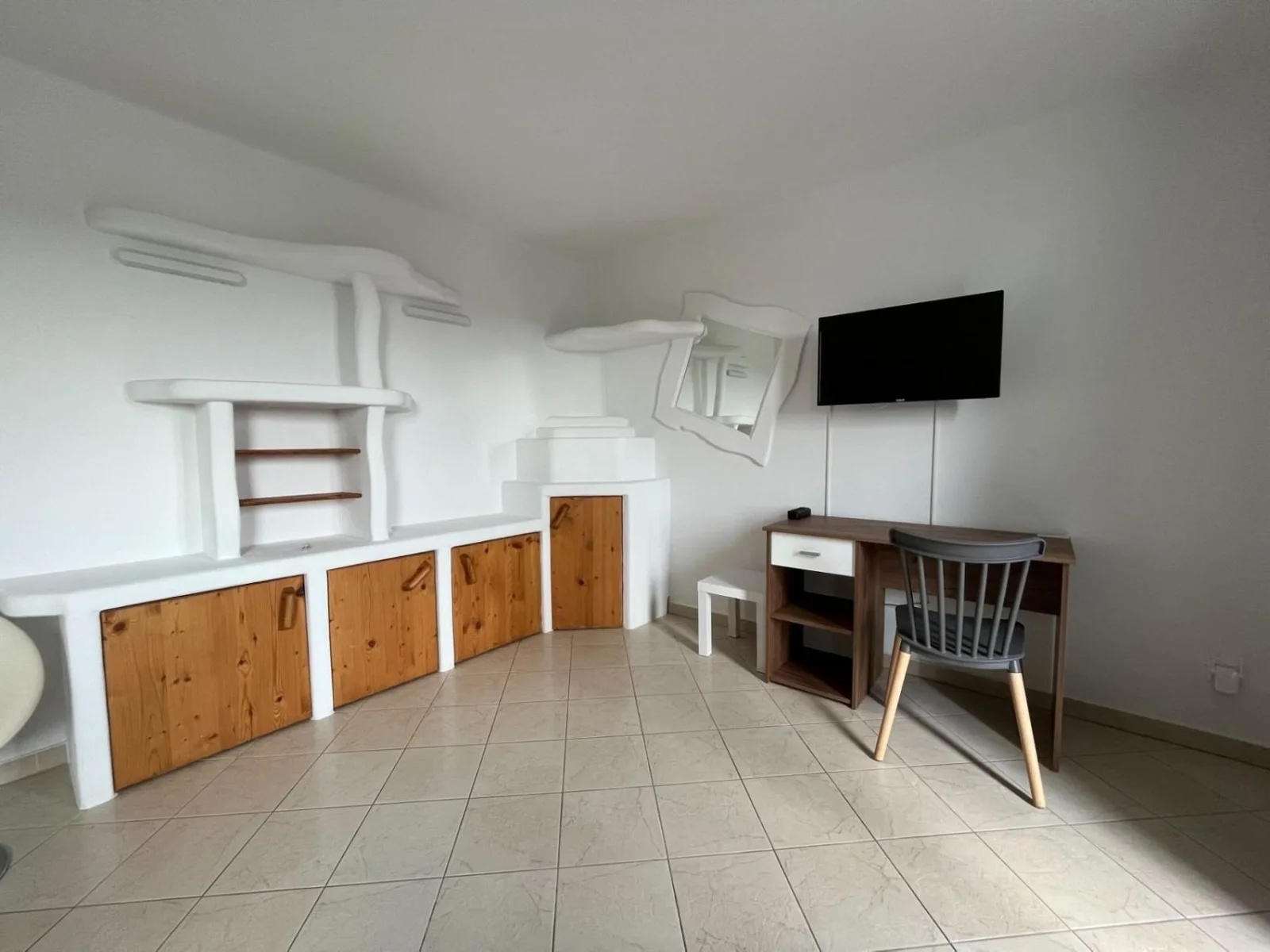 3100: Apartment RATZERSDORFER SEEN / Top 8