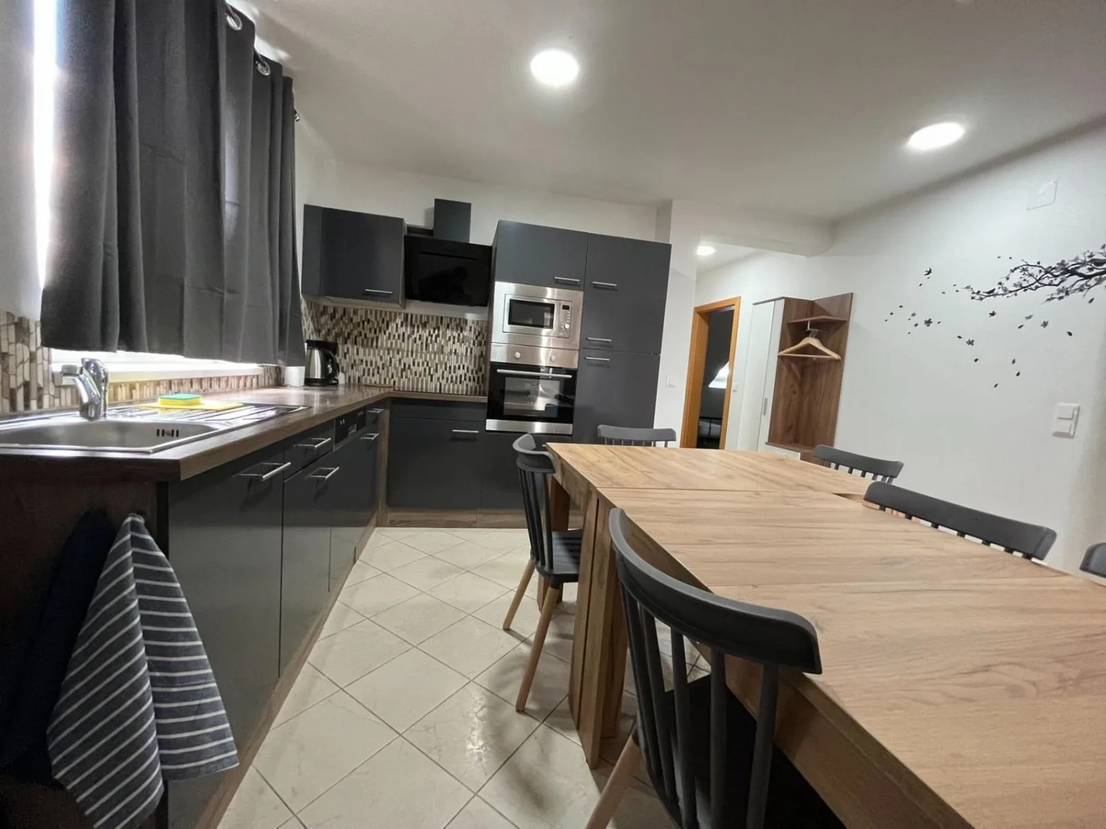 3100: Apartment RATZERSDORFER SEEN / Top 8