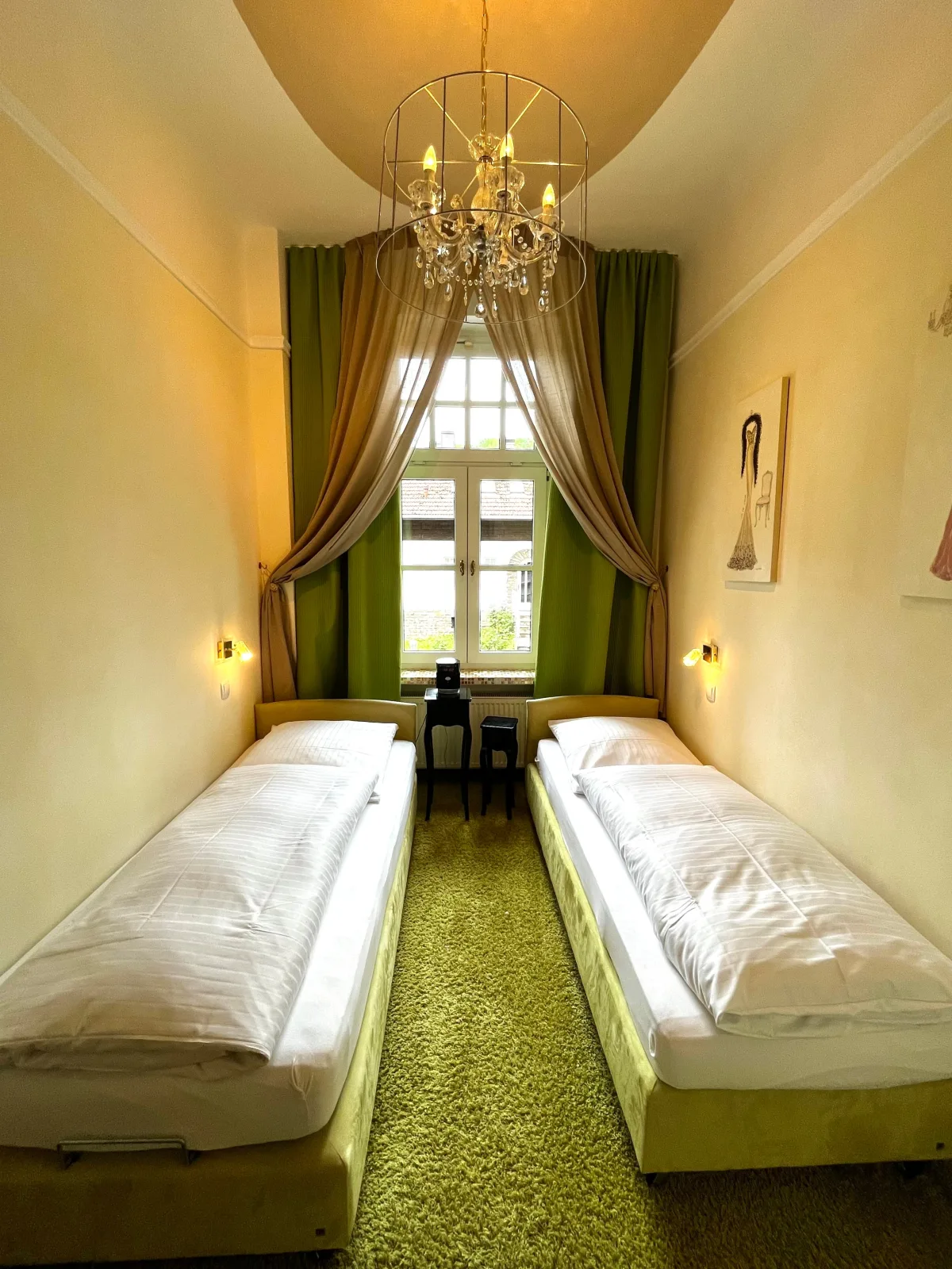 Apartment Gold und Silber