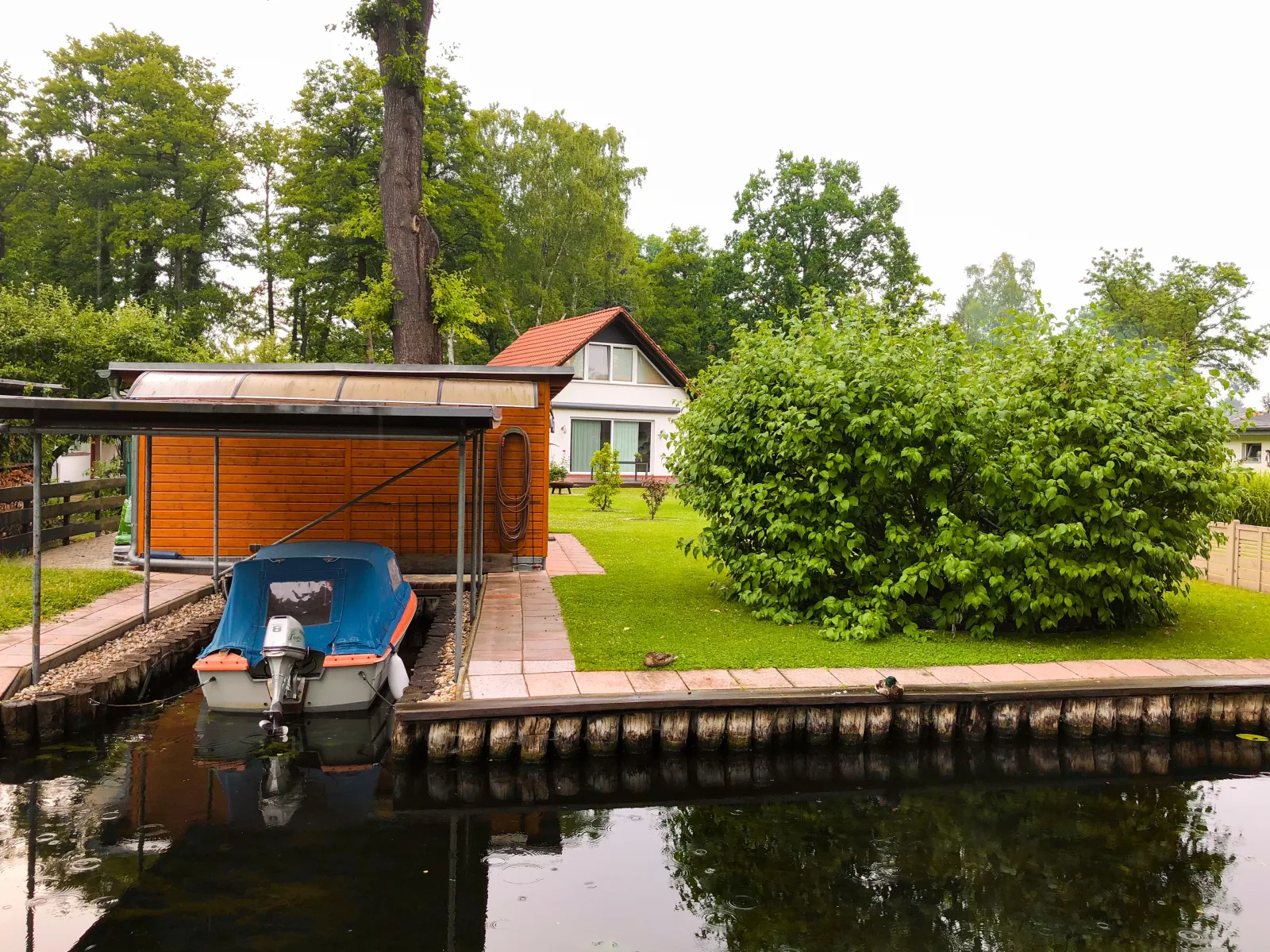 Ferienhaus direkt in Berlin an der Spree mit Whirlpool