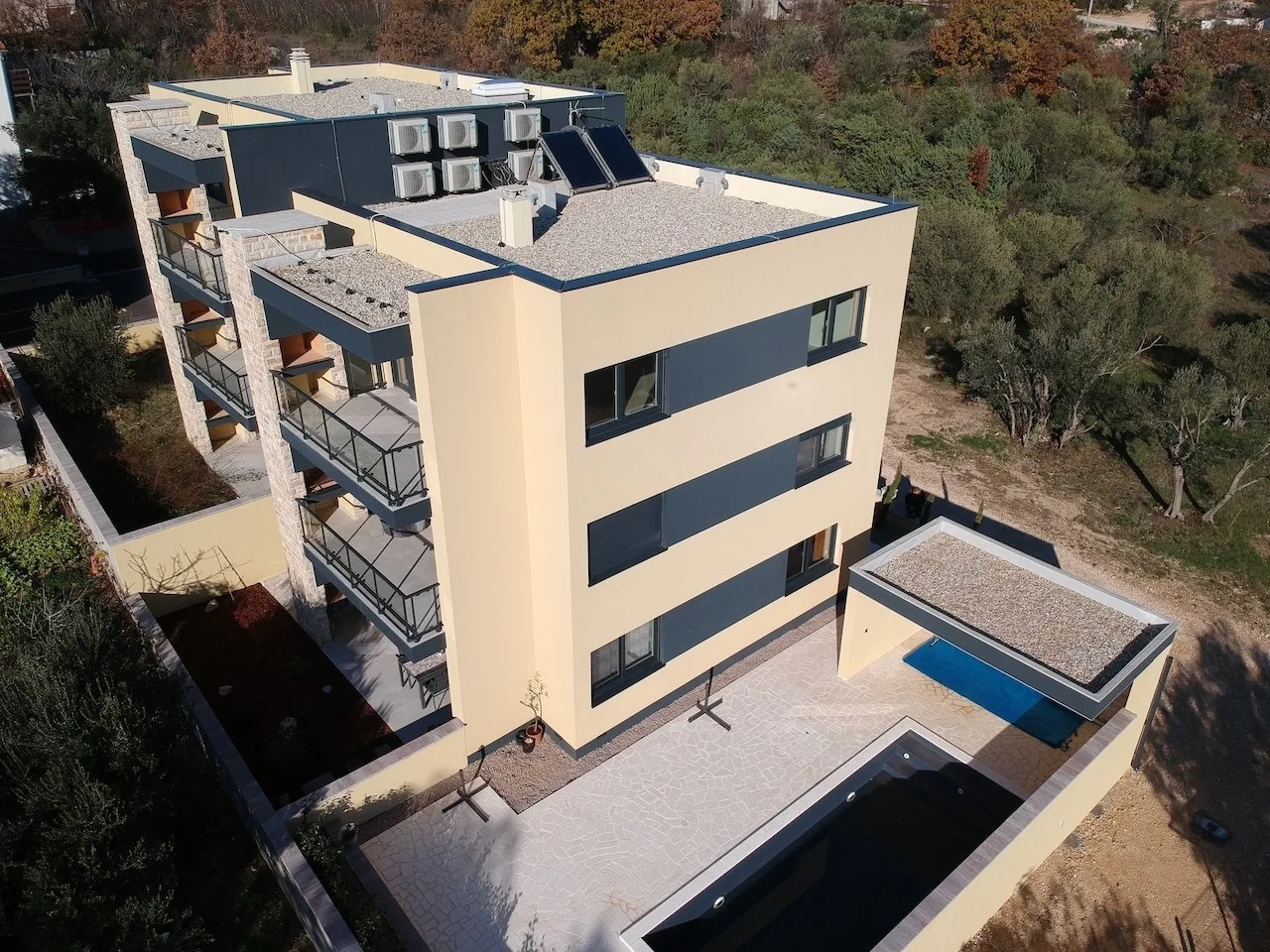 Exklusive Ferienwohnung mit Pool bis 7 Personen nur 60 m vom Strand