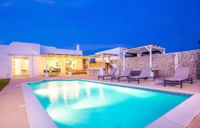 Villa Franky Ladiko+heizbarer Pool