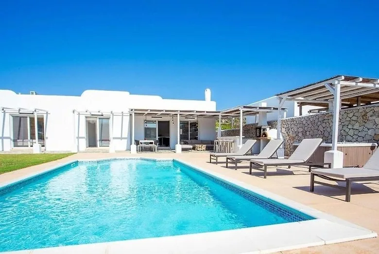 Villa Franky Ladiko+heizbarer Pool