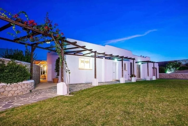 Villa Franky Ladiko+heizbarer Pool