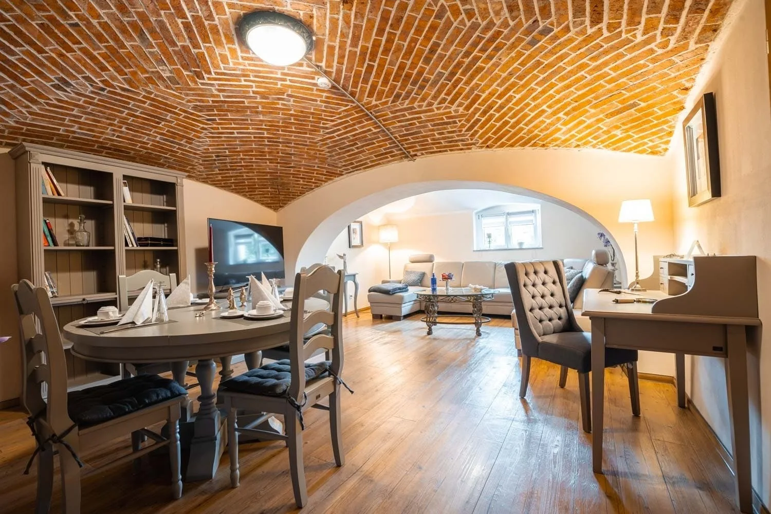 Superior Souterrain Appartement