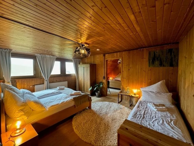 Almgasthaus Knöpflesbrunnen / Fünfbettzimmer