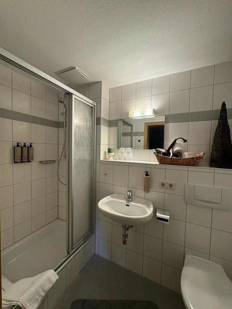 Almgasthaus Knöpflesbrunnen / Fünfbettzimmer