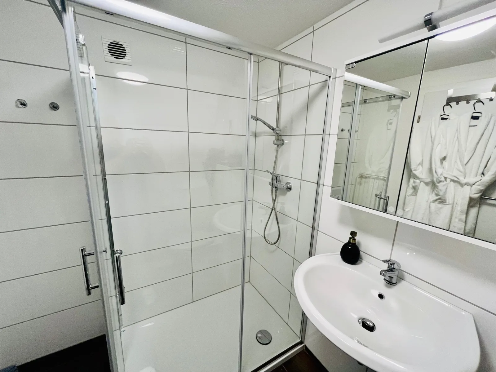 AyCatcherHomes - Orion | Old Town | 2 Guests