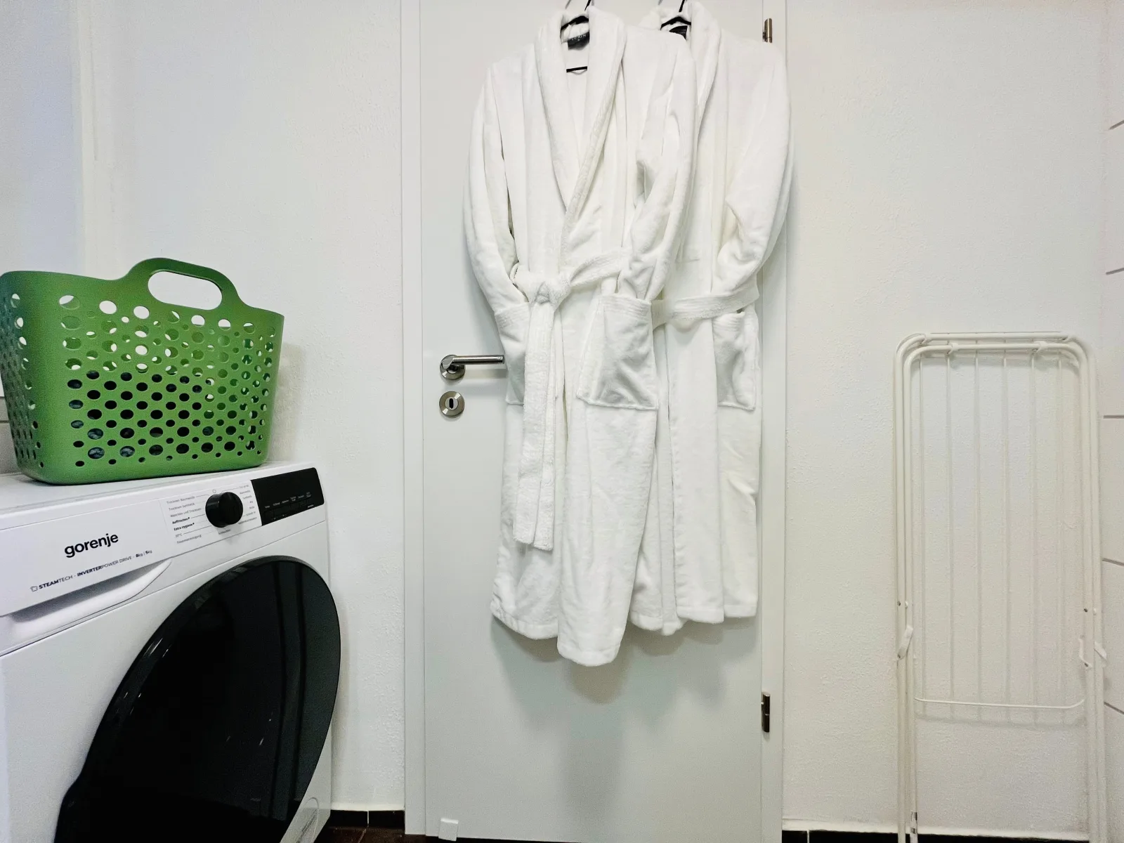 AyCatcherHomes - Orion | Old Town | 2 Guests