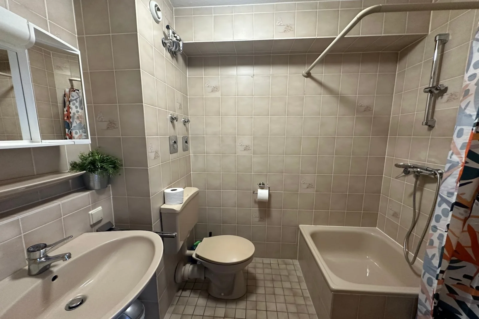 Schönes Apartment mit Balkon in Mannheim Nahe Rheinauer See