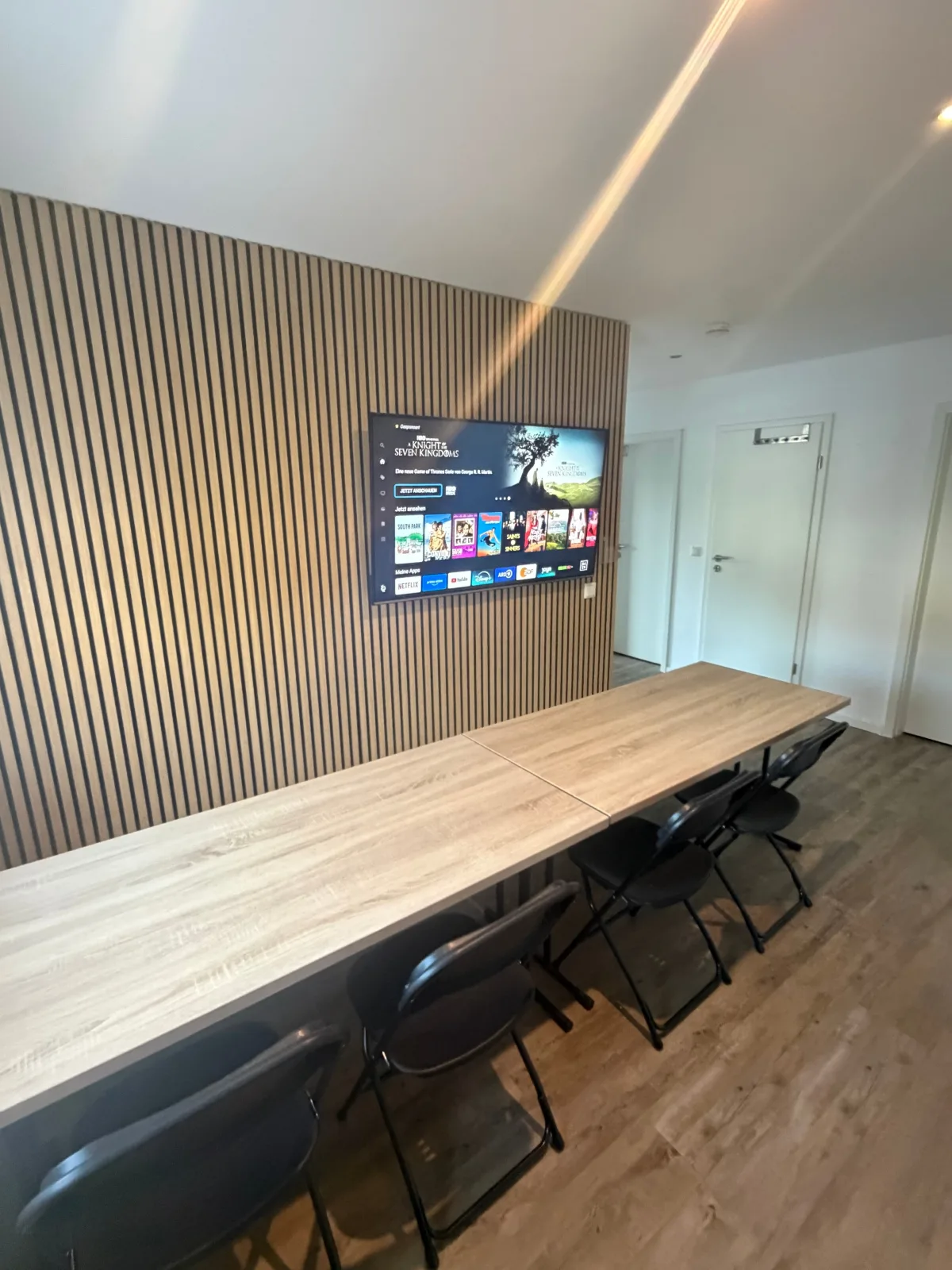 5 Zimmer für 16 Personen / Praktisches Gruppen-Domizil am See  / Neuschwanstein/München