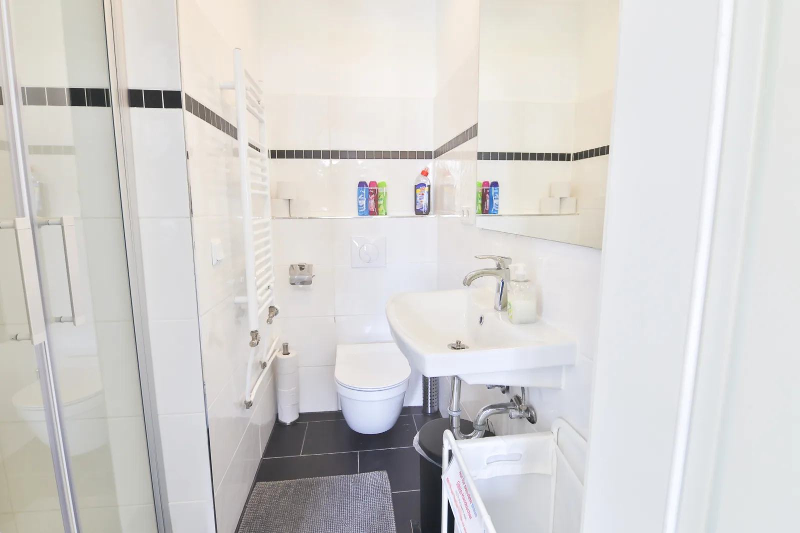 5 Zimmer für 16 Personen / Praktisches Gruppen-Domizil am See  / Neuschwanstein/München