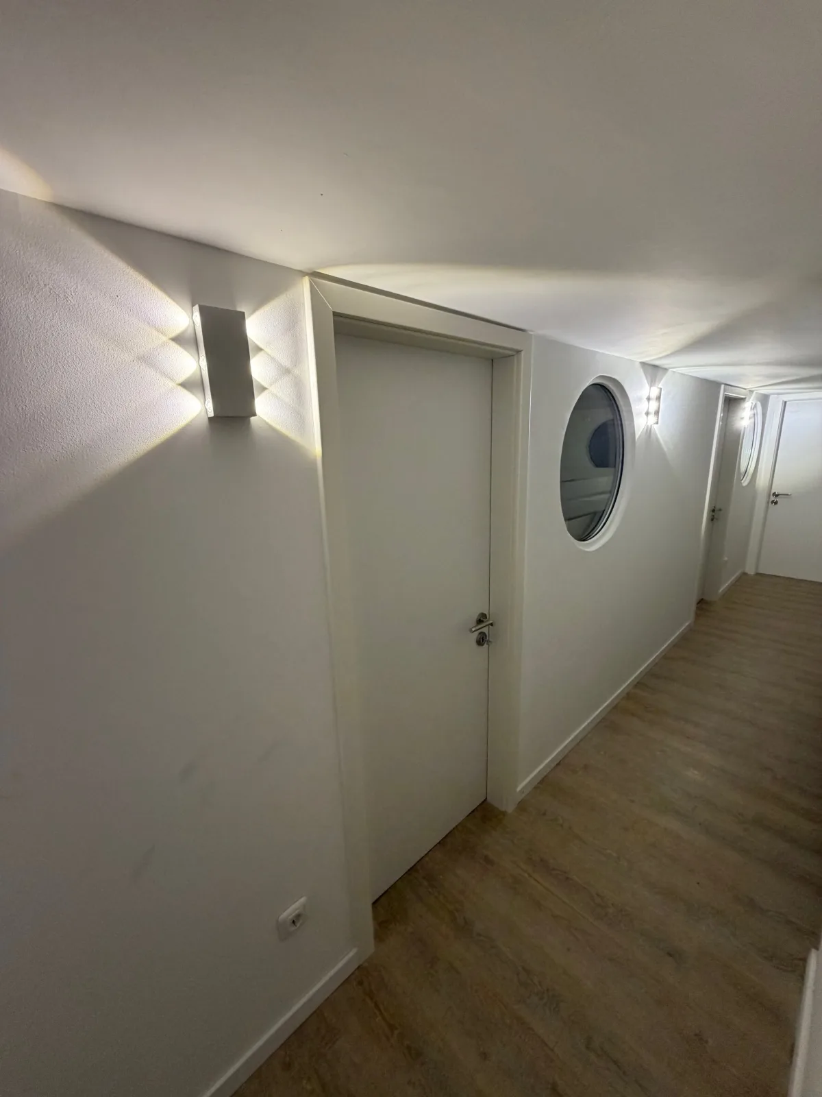 5 Zimmer für 16 Personen / Praktisches Gruppen-Domizil am See  / Neuschwanstein/München