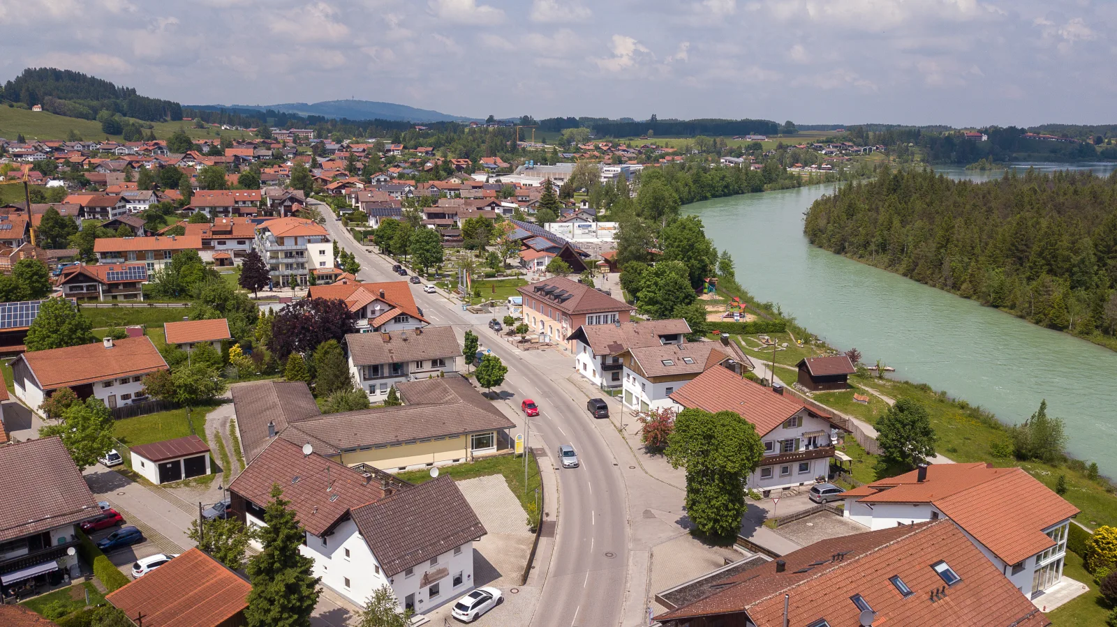 5 Zimmer für 16 Personen / Praktisches Gruppen-Domizil am See  / Neuschwanstein/München